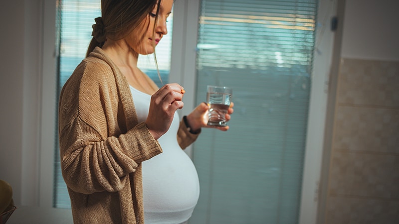 Prenatal Folic Acid May Boost Brain Health in Offspring
